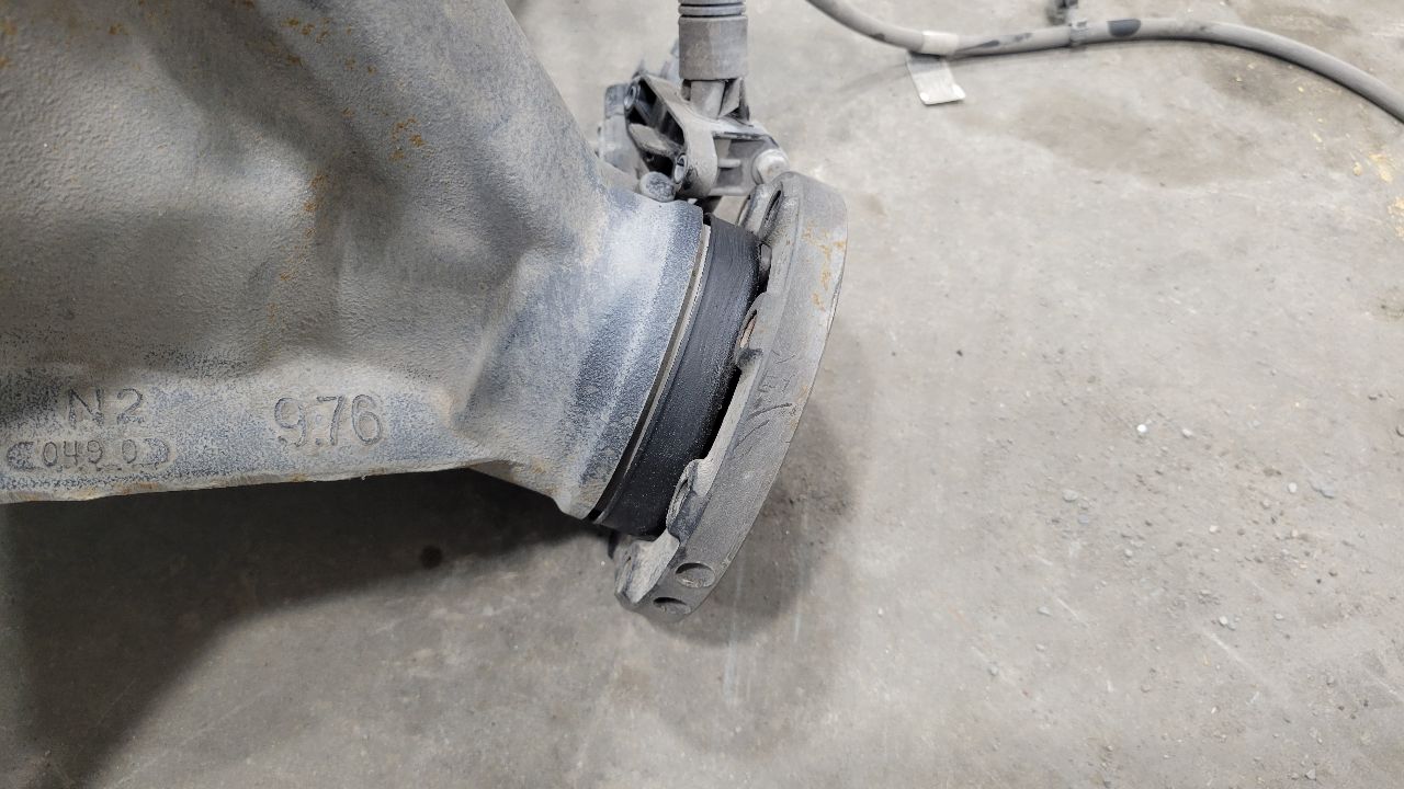 2020 SIERDEN15 REAR AXLE 9.75" 3.23 GU5 G80 66K MI 31458 - image 14