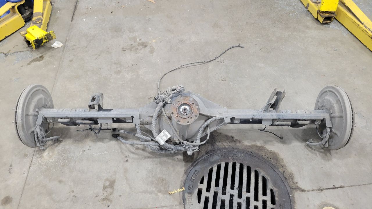 2020 SIERDEN15 REAR AXLE 9.75" 3.23 GU5 G80 66K MI 31458 - image 17