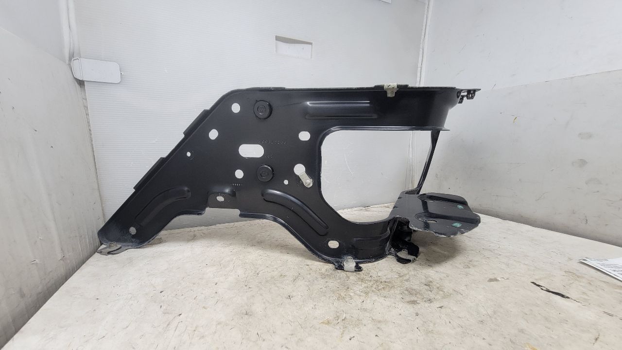 2020 SIERDEN15 RH REAR BUMPER BRACKET 85128850 31479 - image 8