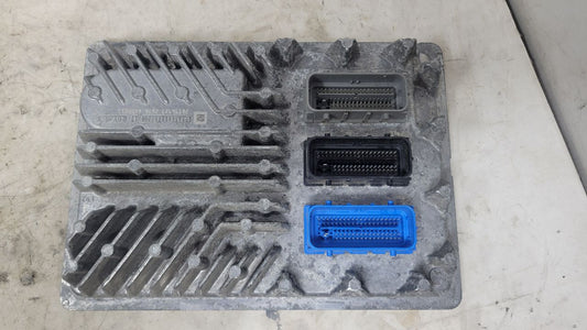 2020 ESCALAESV E92 ENGINE COMPUTER ECM PCM 12696168 31487 - image 1