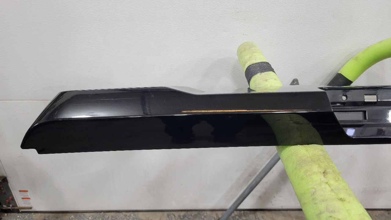 2020 SIERDEN15 ROOF SPOILER BLACK GBA 31488 - image 2