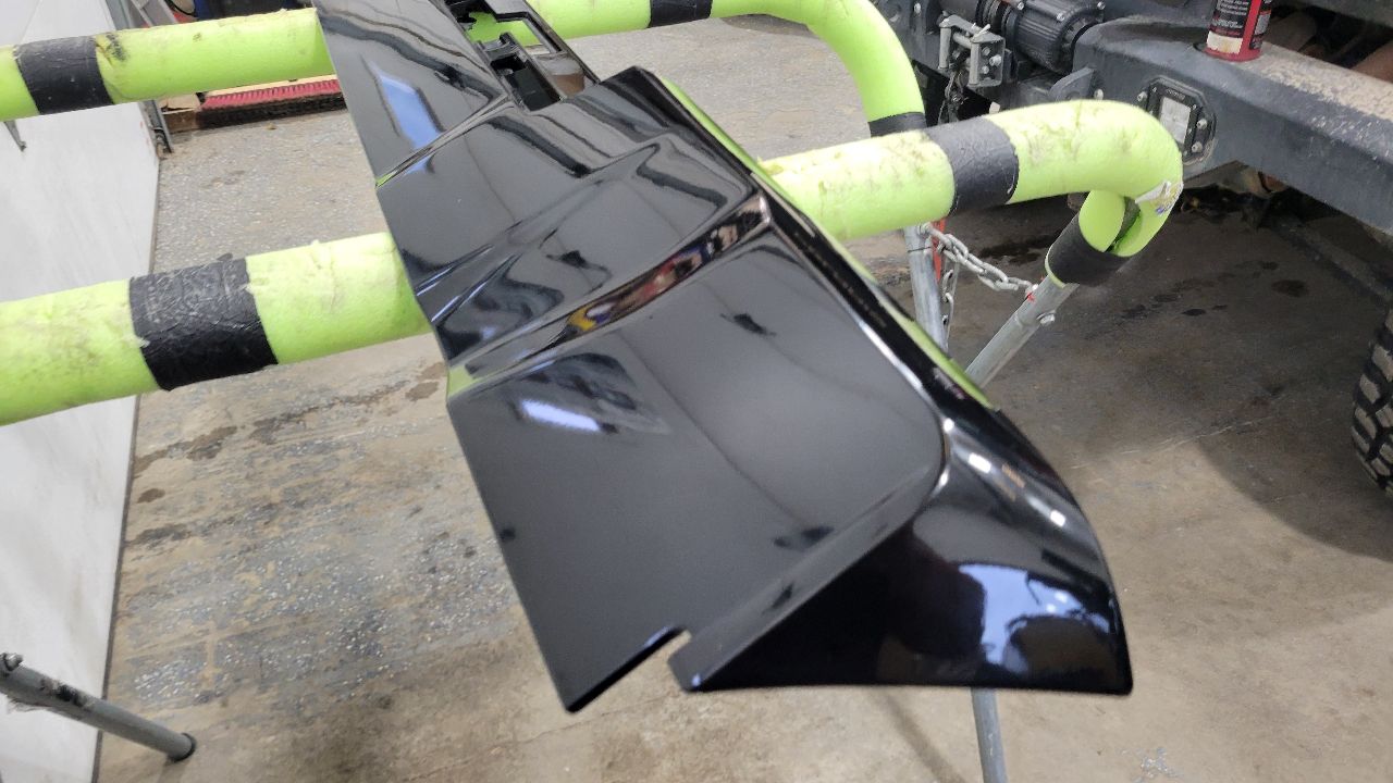 2020 SIERDEN15 ROOF SPOILER BLACK GBA 31488 - image 5