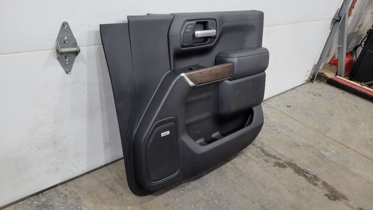 2020 SIERDEN15 RH FRONT DOOR PANEL BLACK DENALI 31493 - image 6
