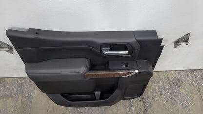 2020 SIERDEN15 LH REAR DOOR PANEL BLACK CREW CAB 31494 - image 2