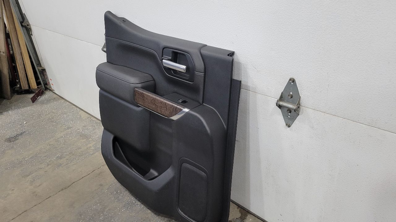 2020 SIERDEN15 LH REAR DOOR PANEL BLACK CREW CAB 31494 - image 5