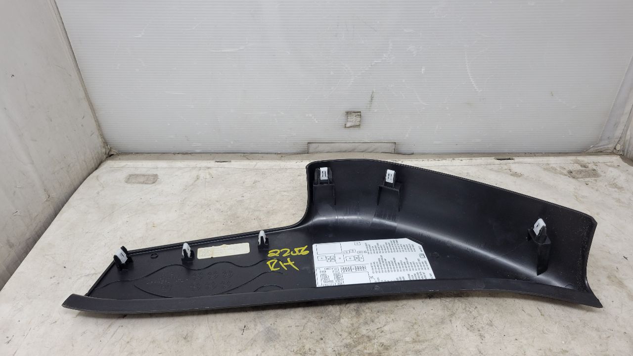 2020 SIERDEN15 RH DASH END CAP FUSE COVER 84604689 31516 - image 6
