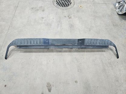 2020 SIERDEN15 REAR BUMPER UPPER STEP PAD ONLY 31528 - image 5