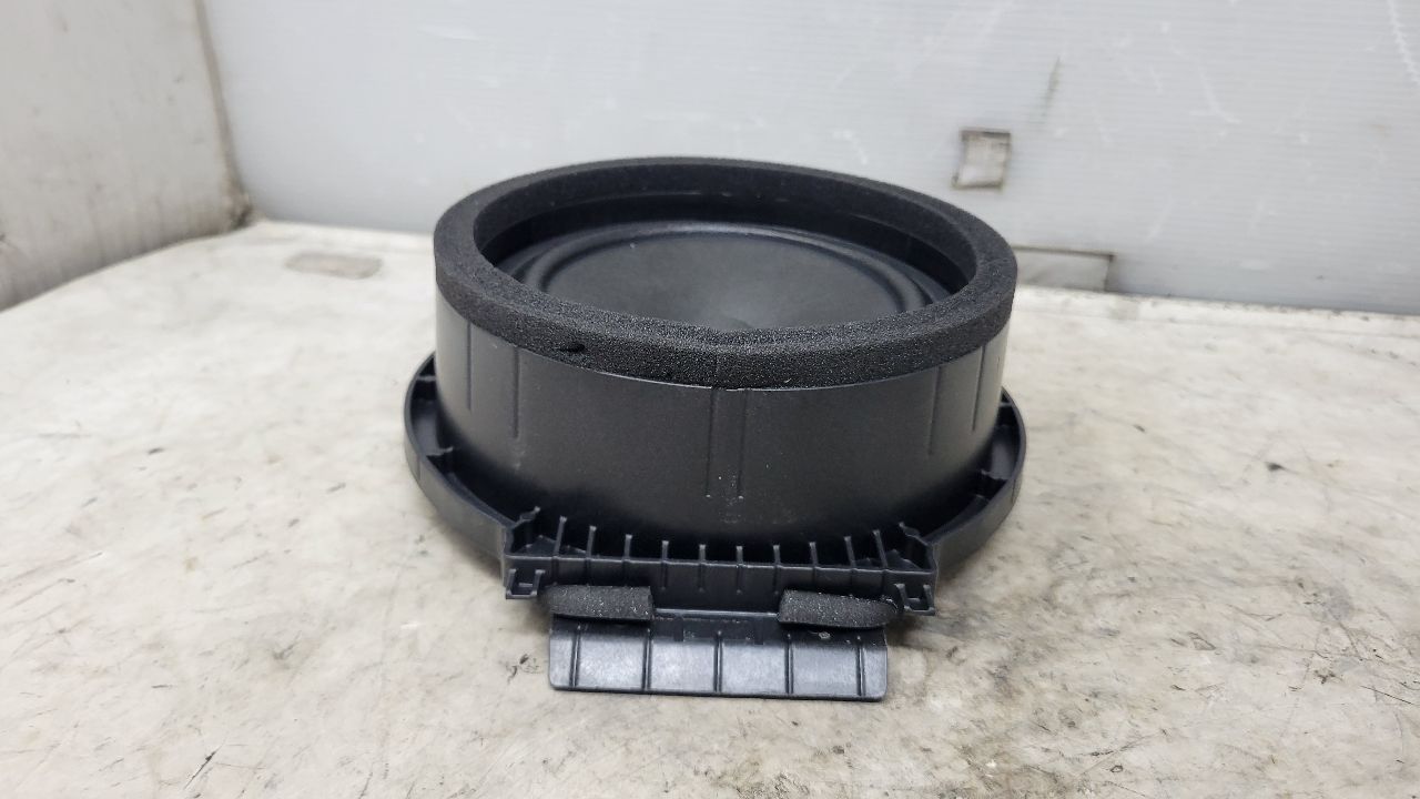2020 SIERDEN15 REAR DOOR BOSE SPEAKER 84709306 31530 - image 3