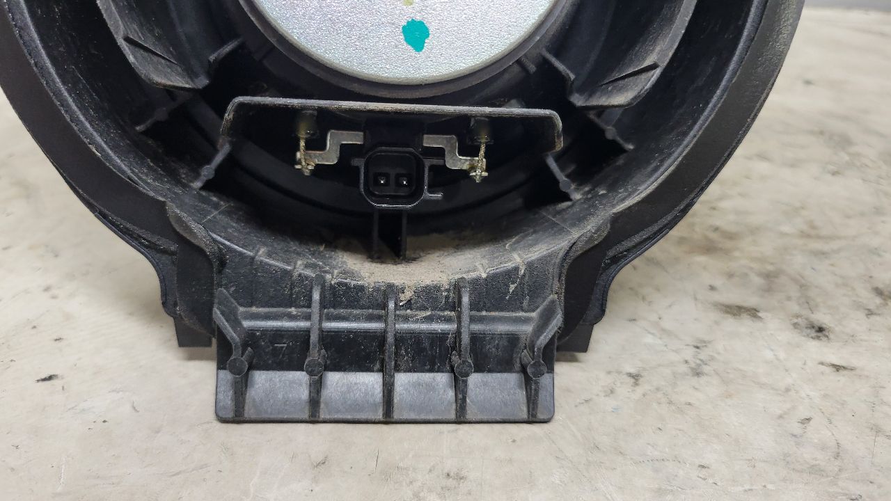 2020 SIERDEN15 REAR DOOR BOSE SPEAKER 84709306 31530 - image 8