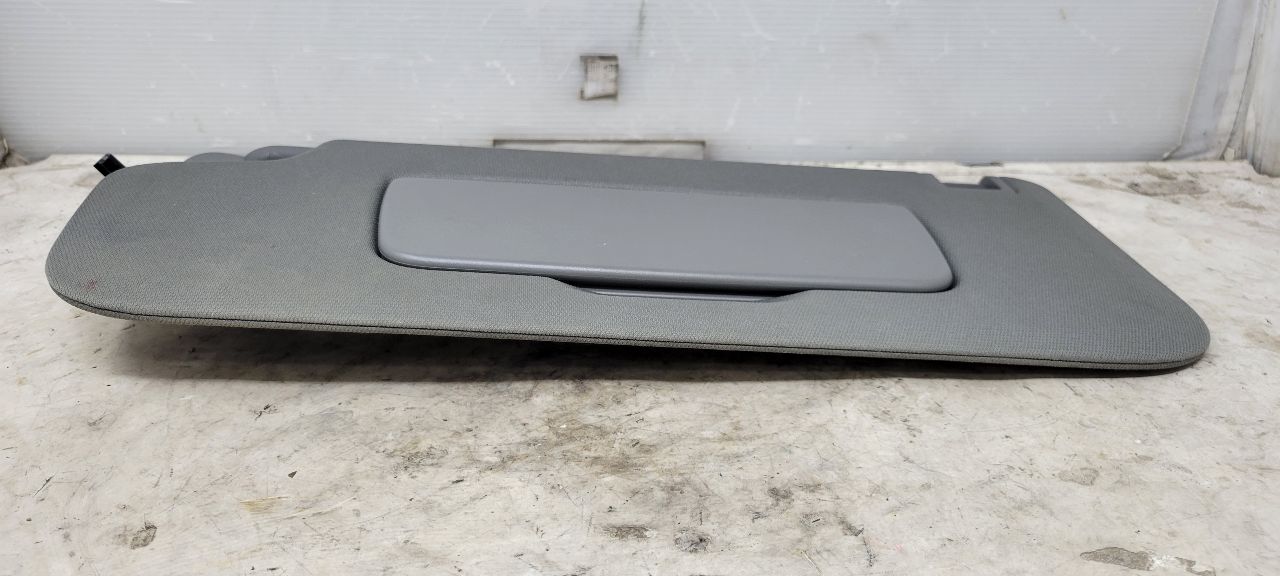 2020 SIERDEN15 LH SUN VISOR LIGHTED DARK ASH GREY 31535 - image 5