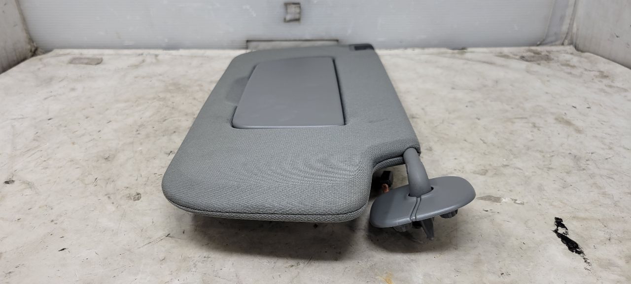 2020 SIERDEN15 RH PASSENGER SUNVISOR DARK ASH GREY 31536 - image 4