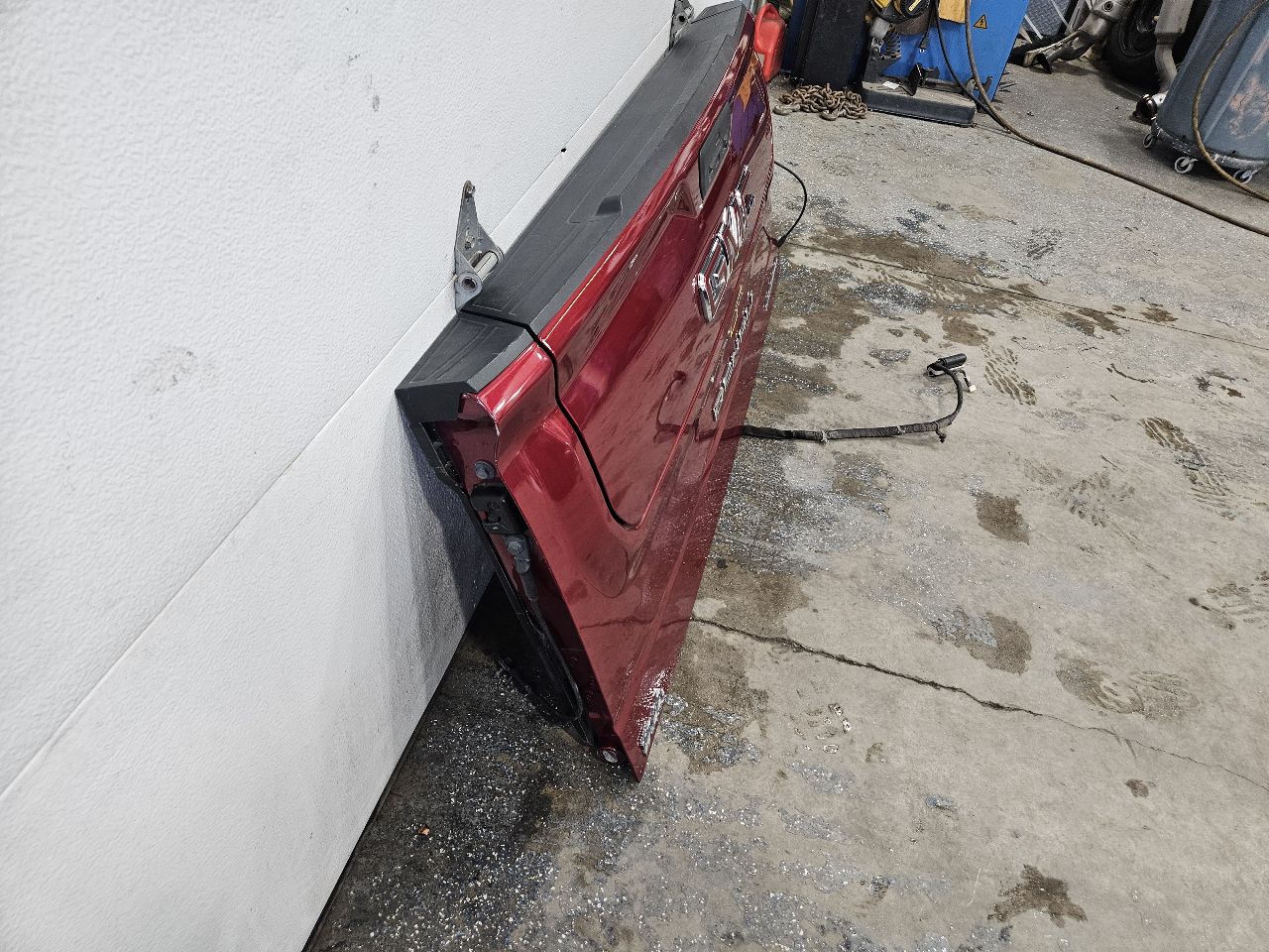 2020 SIERDEN15 MULTI FUNCTION TAILGATE RED GPJ 31548 - image 3