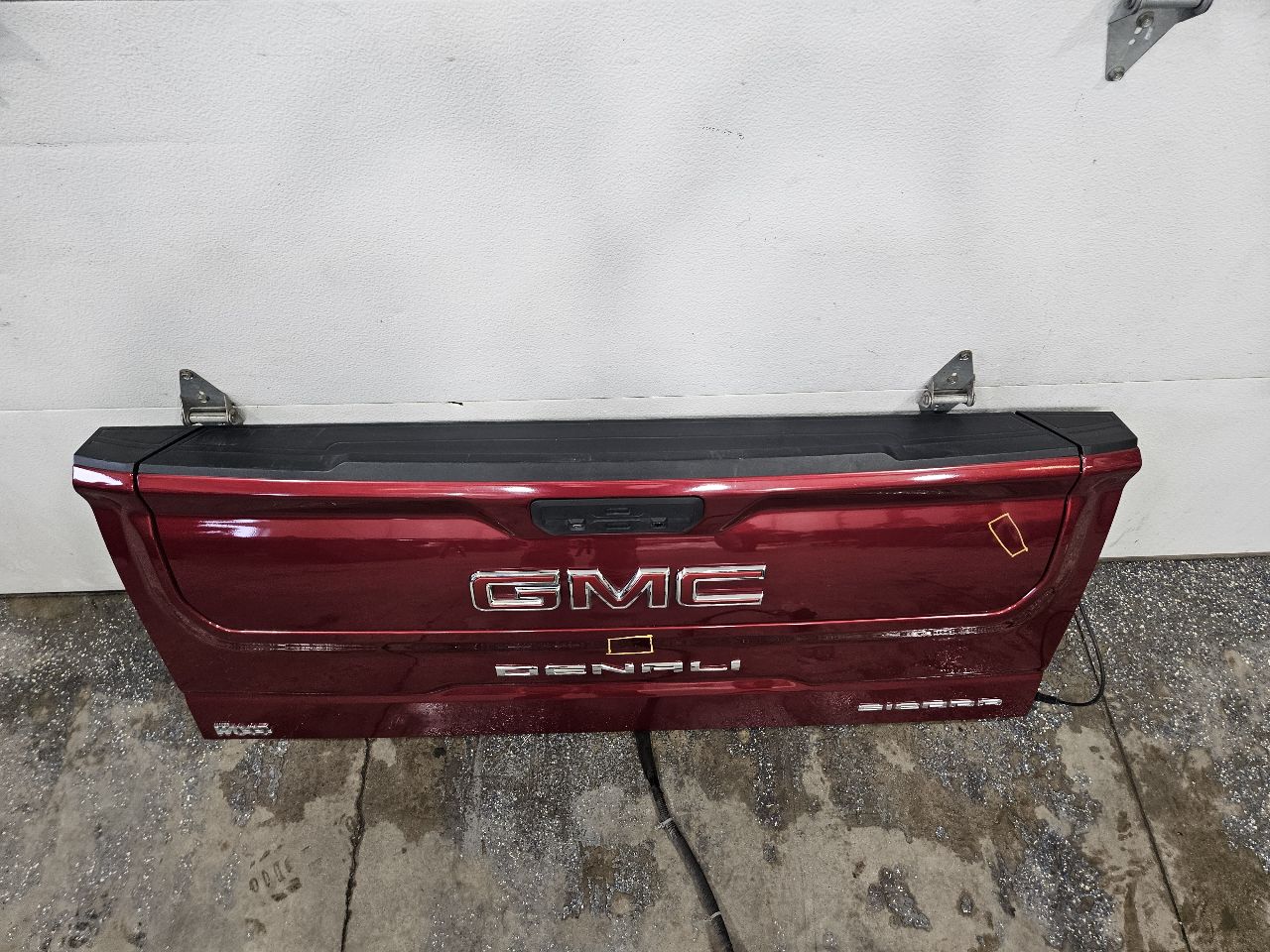 2020 SIERDEN15 MULTI FUNCTION TAILGATE RED GPJ 31548 - image 2