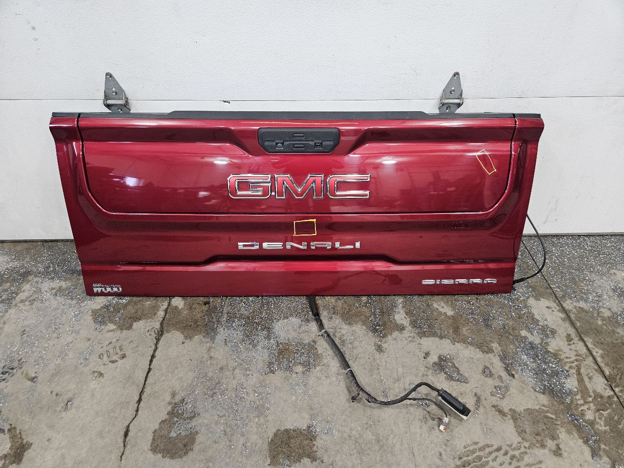 2020 SIERDEN15 MULTI FUNCTION TAILGATE RED GPJ 31548 - image 1