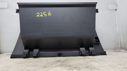 2020 SIERDEN15 LOWER GLOVE BOX JET BLACK 84093881 31549 - image 7