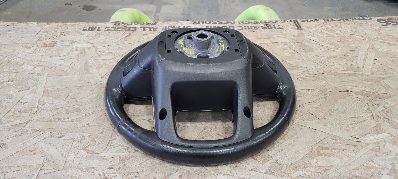 2020 SIERDEN15 DENALI STEERING WHEEL HEATED BLACK 31579 - image 6