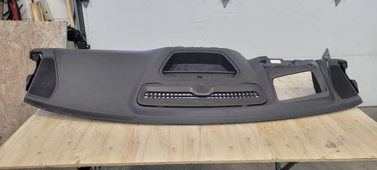 2020 SIERDEN15 UPPER DASH PANEL BLACK WITH RH BAG 31599 - image 1