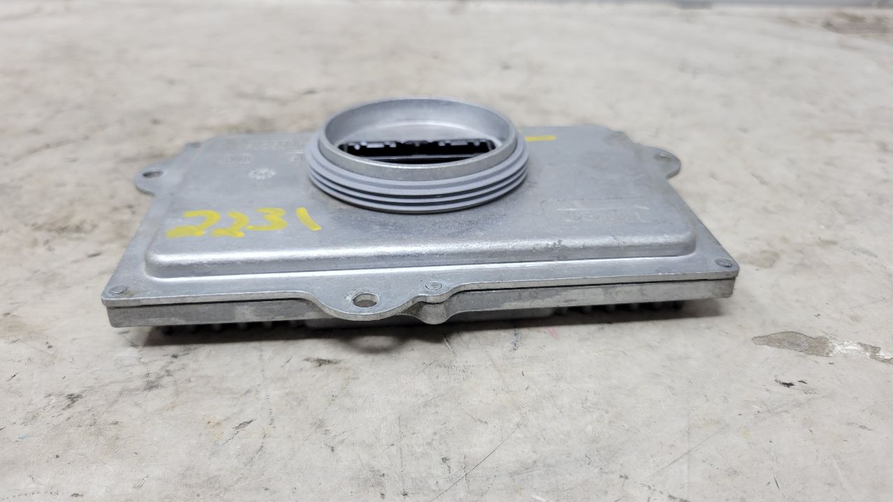 2018 SILVRDO15 HEADLIGHT BALLAST 84893099 L90032783 31617 - image 2