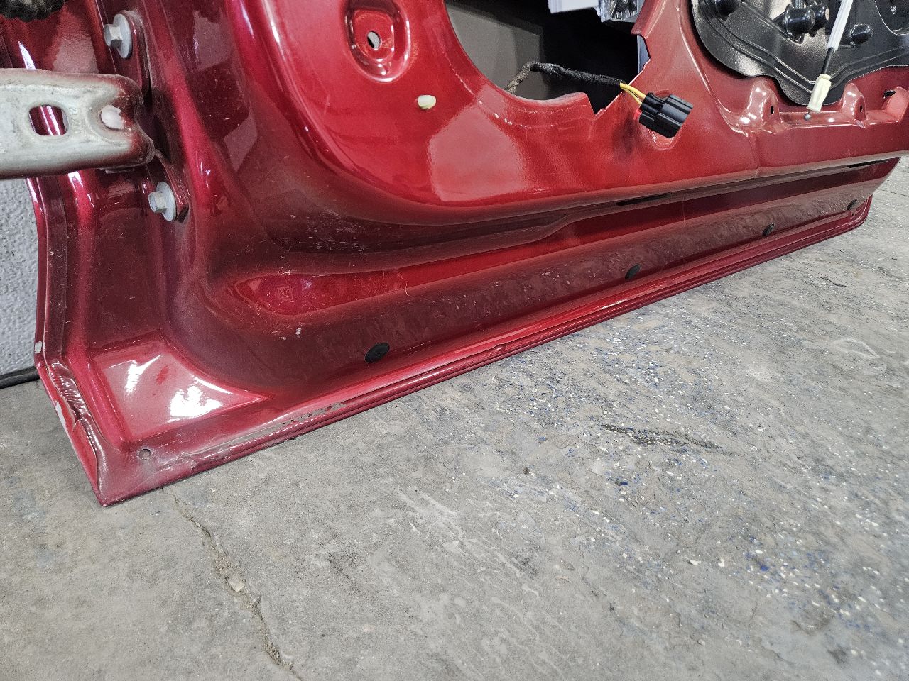 2021 CAMARO RH DOOR CHERRY POP GSK 000 31620 - image 9