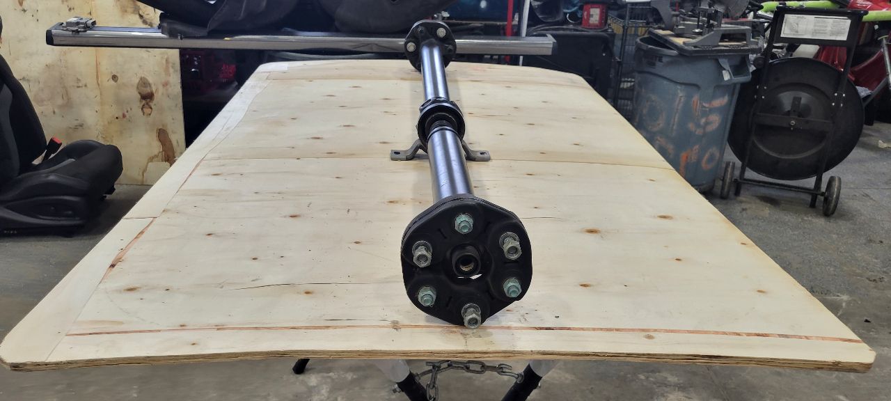 2021 CAMARO REAR DRIVESHAFT SS 6.2L MANUAL 31627 - image 3