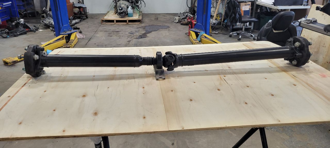 2021 CAMARO REAR DRIVESHAFT SS 6.2L MANUAL 31627 - image 5