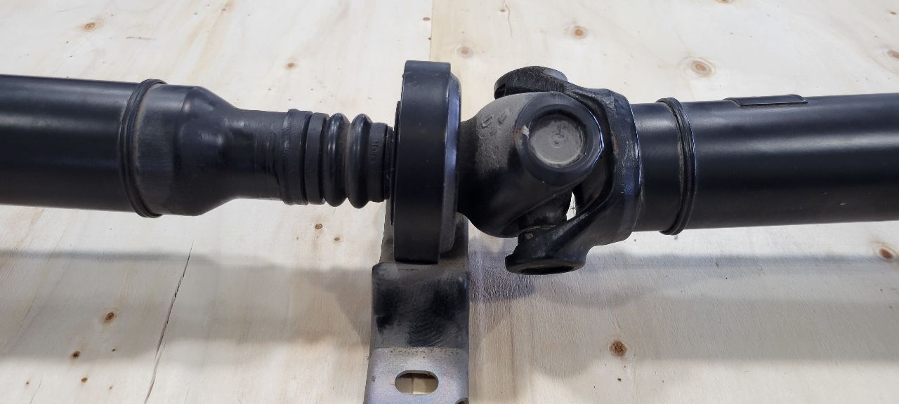 2021 CAMARO REAR DRIVESHAFT SS 6.2L MANUAL 31627 - image 10