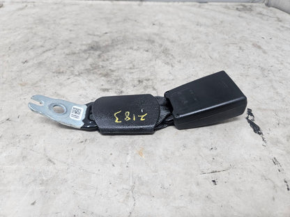 2021 CAMARO REAR SEAT BELT BUCKLE LH RH 84002412 31630 - image 4