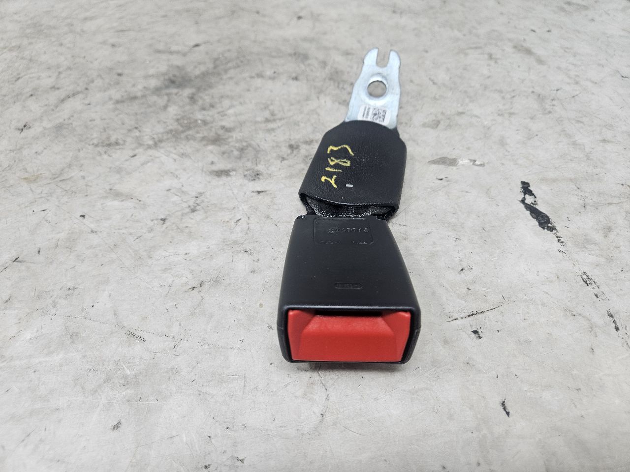 2021 CAMARO REAR SEAT BELT BUCKLE LH RH 84002412 31630 - image 6