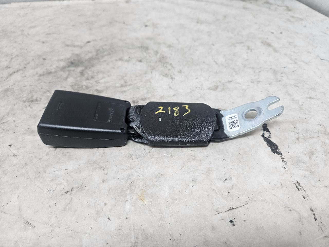 2021 CAMARO REAR SEAT BELT BUCKLE LH RH 84002412 31630 - image 7