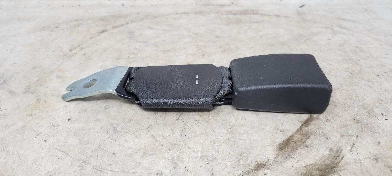 2021 CAMARO REAR SEAT BELT BUCKLE LH RH 84002412 31631 - image 1