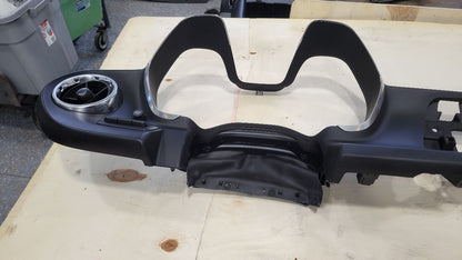 2021 CAMARO DASH CLUSTER RADIO BEZEL TRIM 31642 - image 4