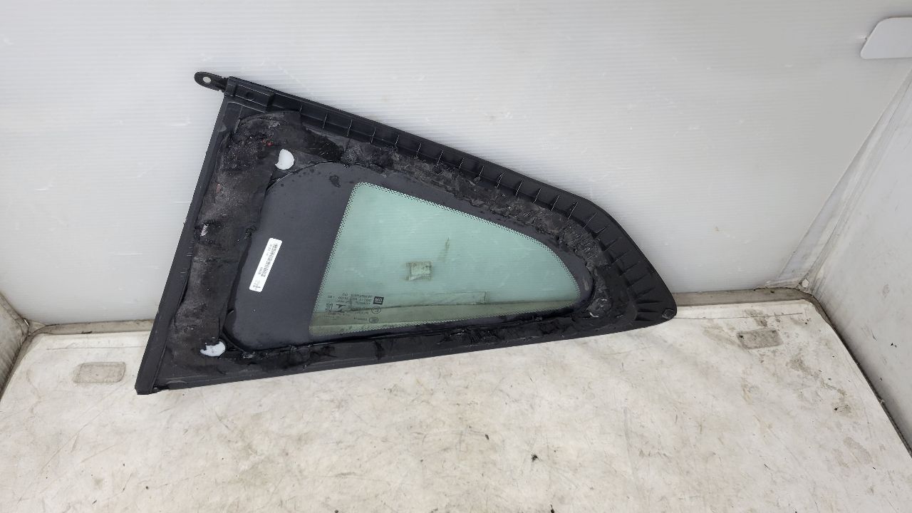 2021 CAMARO RH PASSENGER QUARTER GLASS COUPE 31648 - image 8