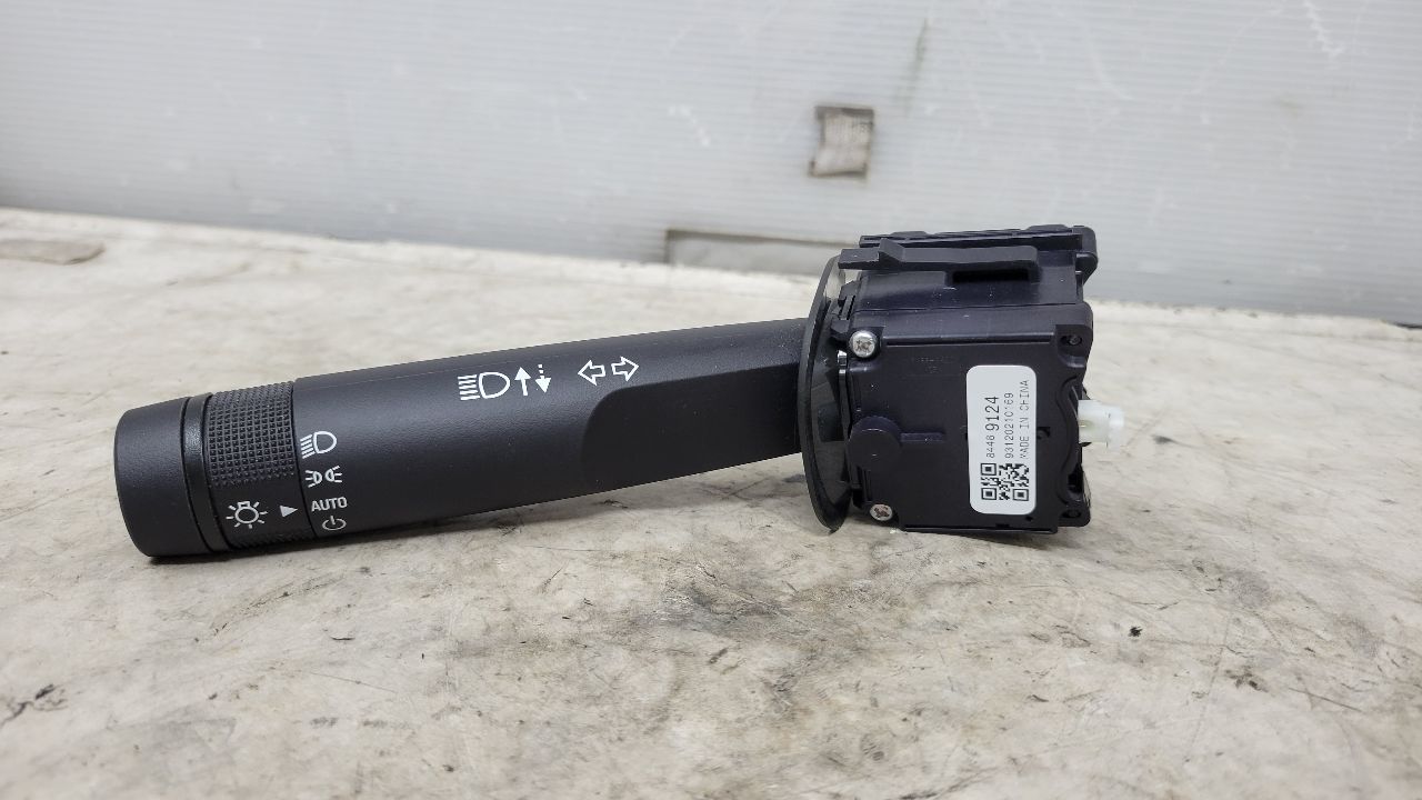 2021 CAMARO TURN SIGNAL & HEADLIGHT STALK SWITCH 31653 - image 1