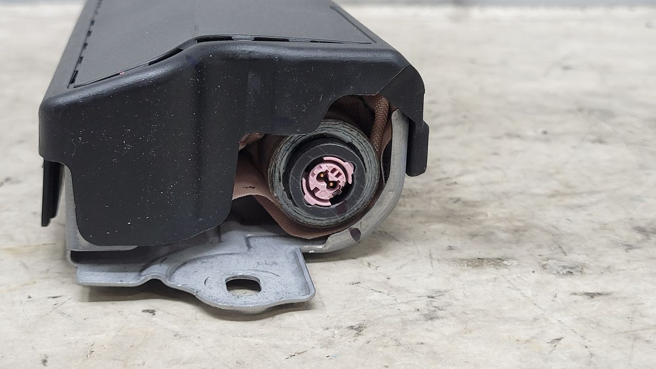 2021 CAMARO RH PASSENGER KNEE BAG 84081261 31659 - image 6