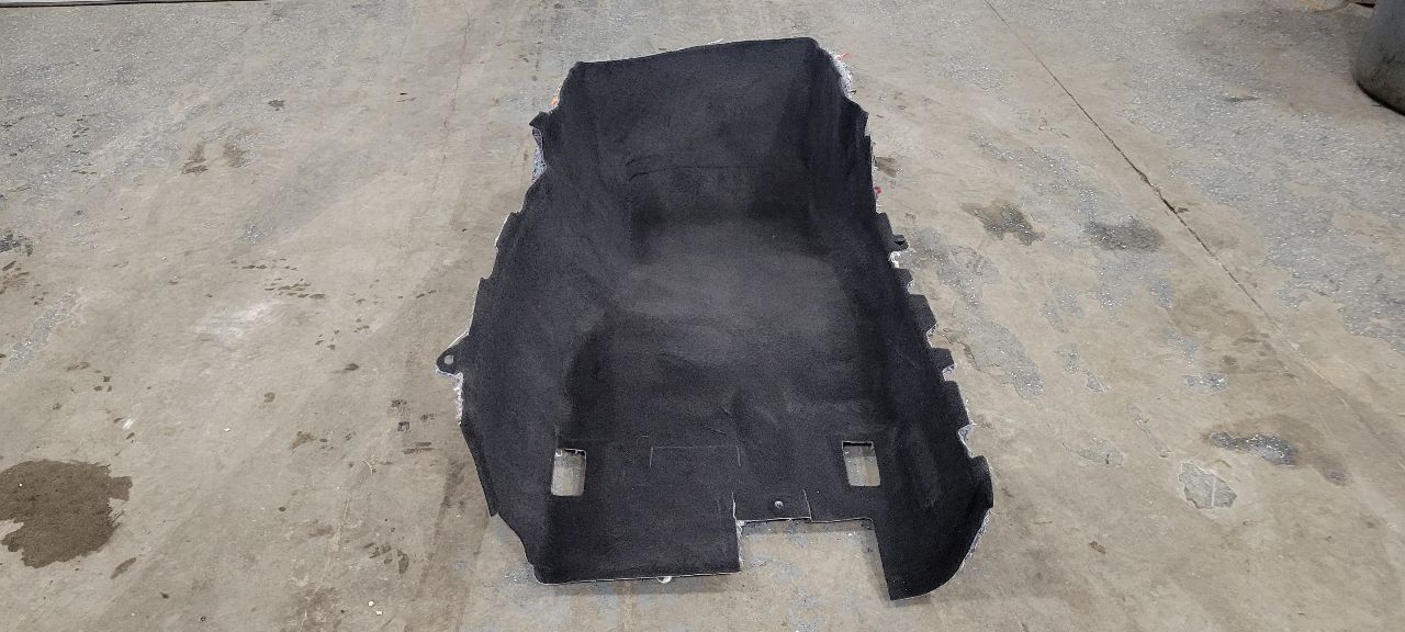 2021 CAMARO RH PASSENGER FRONT CARPET BLACK 10K 31685 - image 1