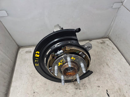 2021 CAMARO RH PASSENGER REAR SPINDLE SS 1LE 10K 31701 - image 2