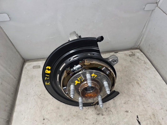 2021 CAMARO RH PASSENGER REAR SPINDLE SS 1LE 10K 31701 - image 2