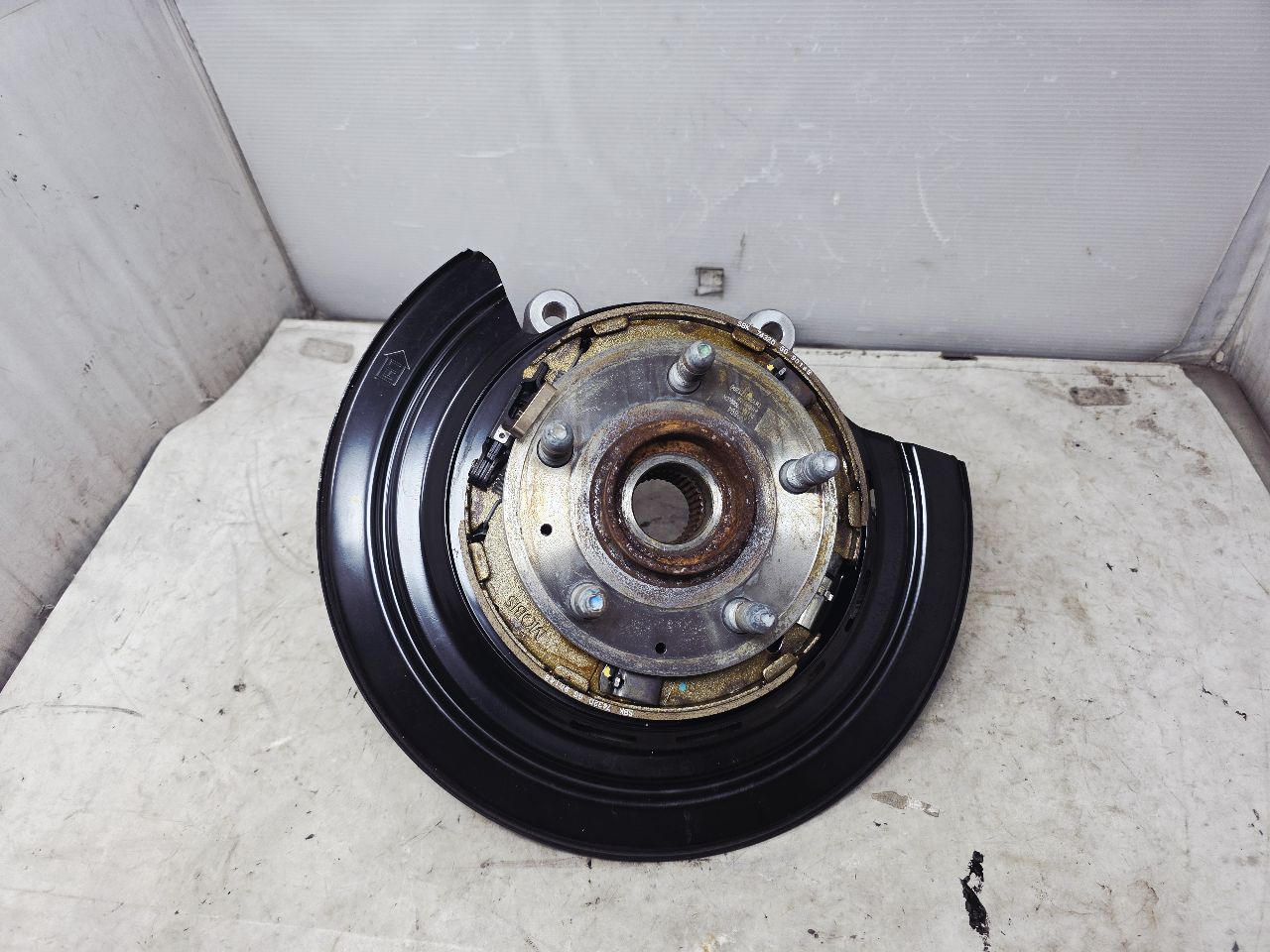 2021 CAMARO LH DRIVER REAR SPINDLE SS 1LE 10K 31702 - image 4