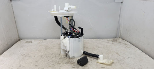 SS 1LE INTANK FUEL PUMP 10K MILES 31719 - image 2