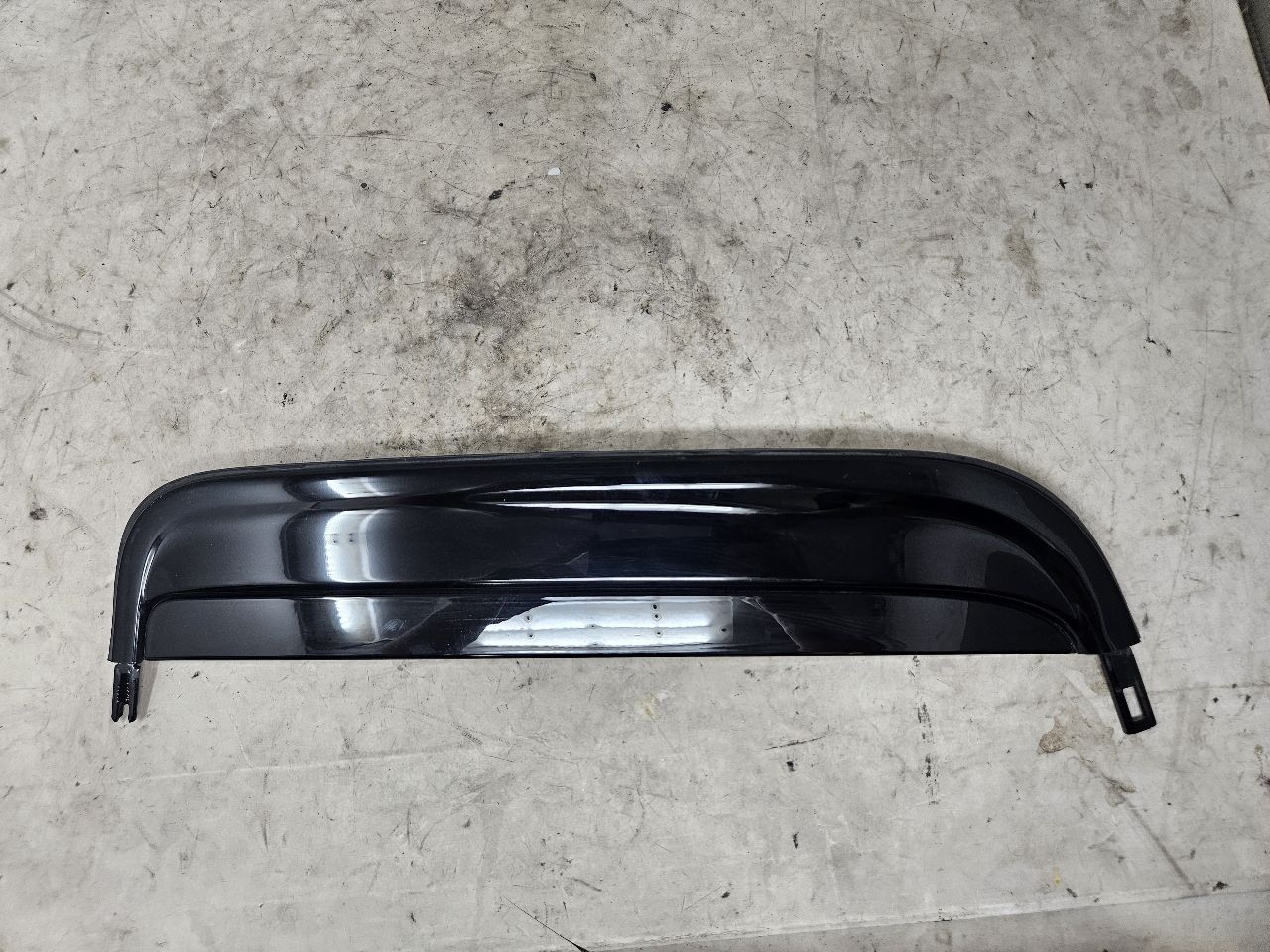 2023 SIERRA150 LH REAR DOOR BLACK APPLIQUE 84966051 31721 - image 3