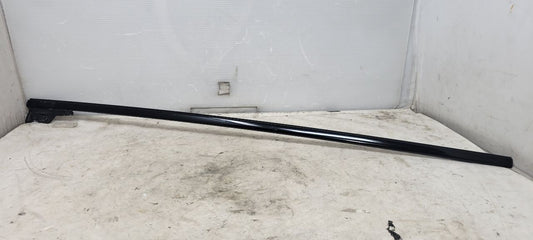 2023 SIERRA150 LH REAR DOOR UPPER REVEAL 85517675 31722 - image 2