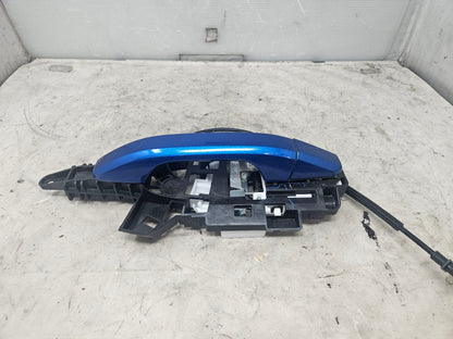 2023 SIERRA150 LH REAR DOOR HANDLE POW ZINGA BLUE 31725 - image 5