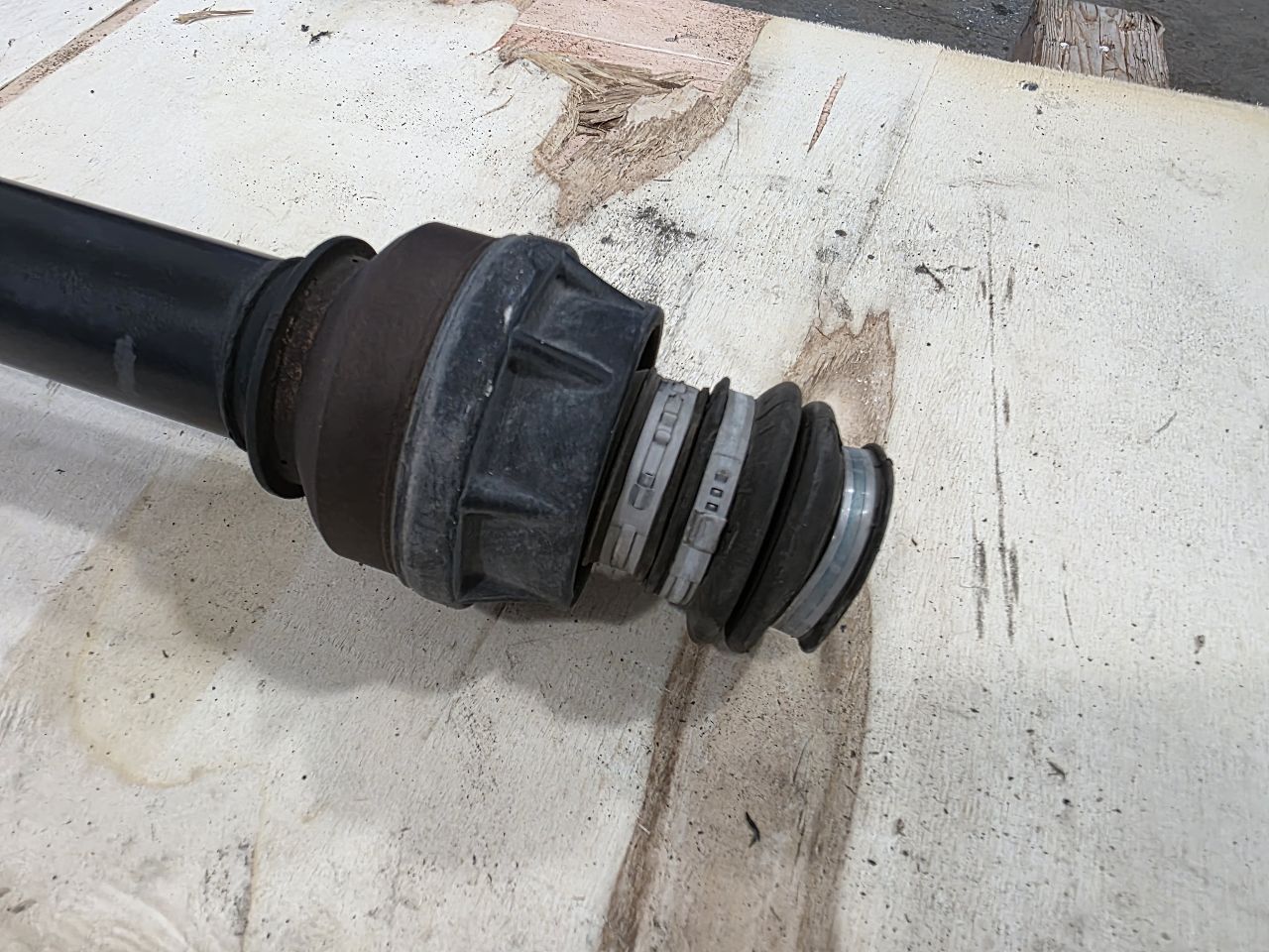 2020 SIERDEN15 4WD FRONT DRIVE SHAFT 23370093 65K 31733 - image 6