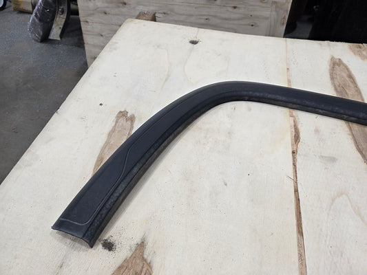 2020 SIERDEN15 PASSENGER FRONT FENDER FLARE 31734 - image 2
