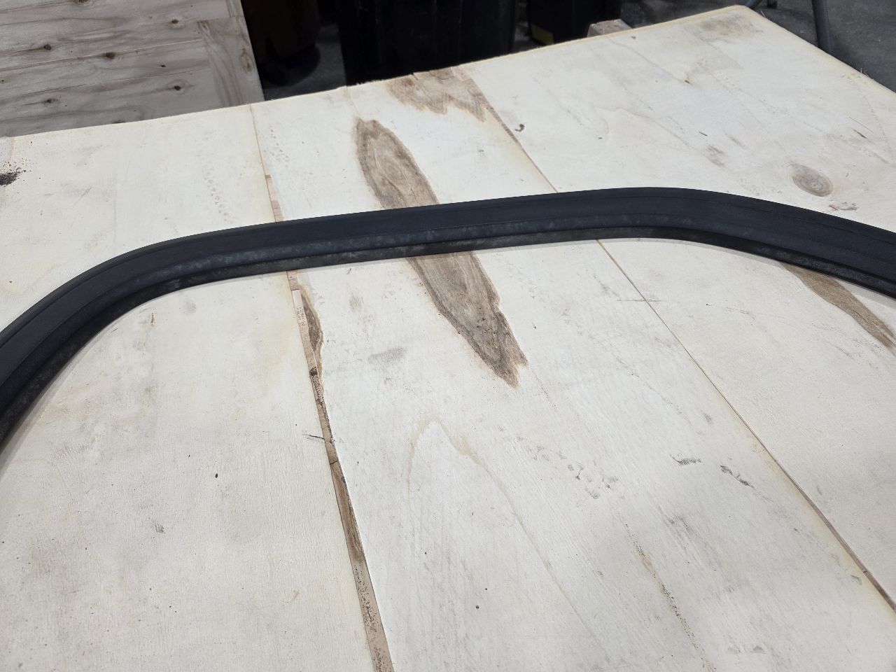 2020 SIERDEN15 PASSENGER FRONT FENDER FLARE 31734 - image 3