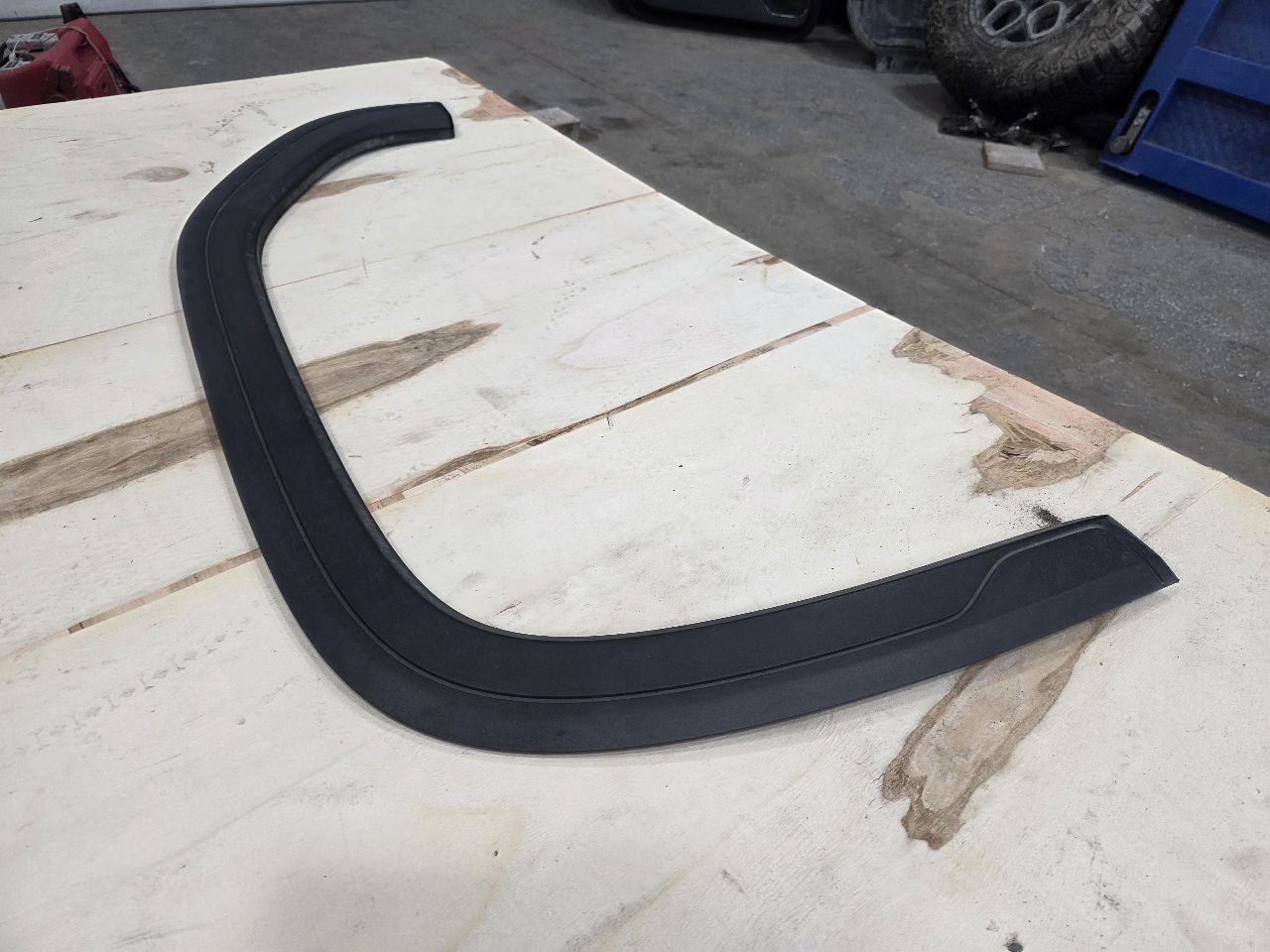 2020 SIERDEN15 PASSENGER FRONT FENDER FLARE 31734 - image 7