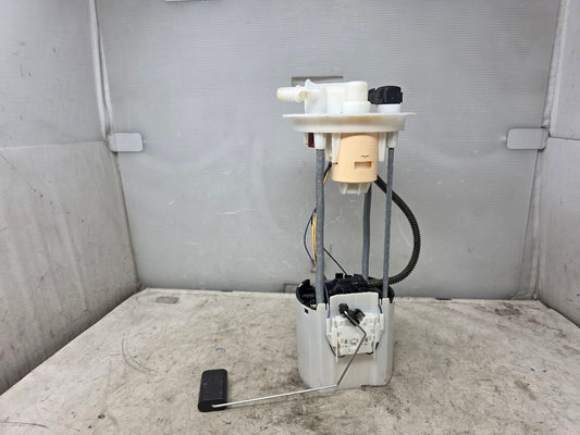 OEM FUEL PUMP 43K FJW 84715864 31735 - image 1