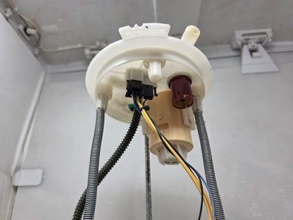OEM FUEL PUMP 43K FJW 84715864 31735 - image 5