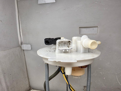 OEM FUEL PUMP 43K FJW 84715864 31735 - image 7