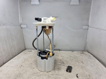 OEM 6.2L FUEL PUMP IN TANK 5'9" 52K 31736 - image 4
